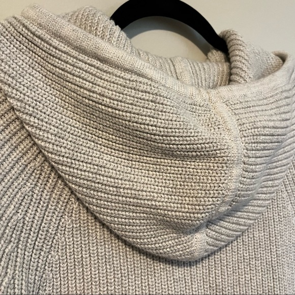 Gap Light Heather Knit Shaker Hoodie Size Medium - Picture 5 of 8